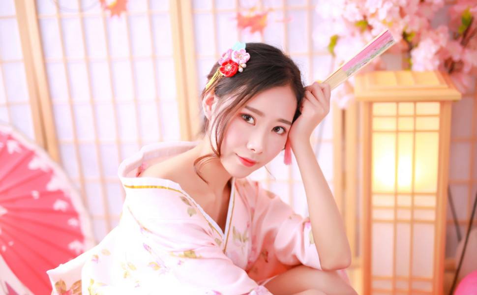 高颜值研究生陈莹丽婚期在即，前男友下药迷晕带回酒店打桩，视频全网疯传